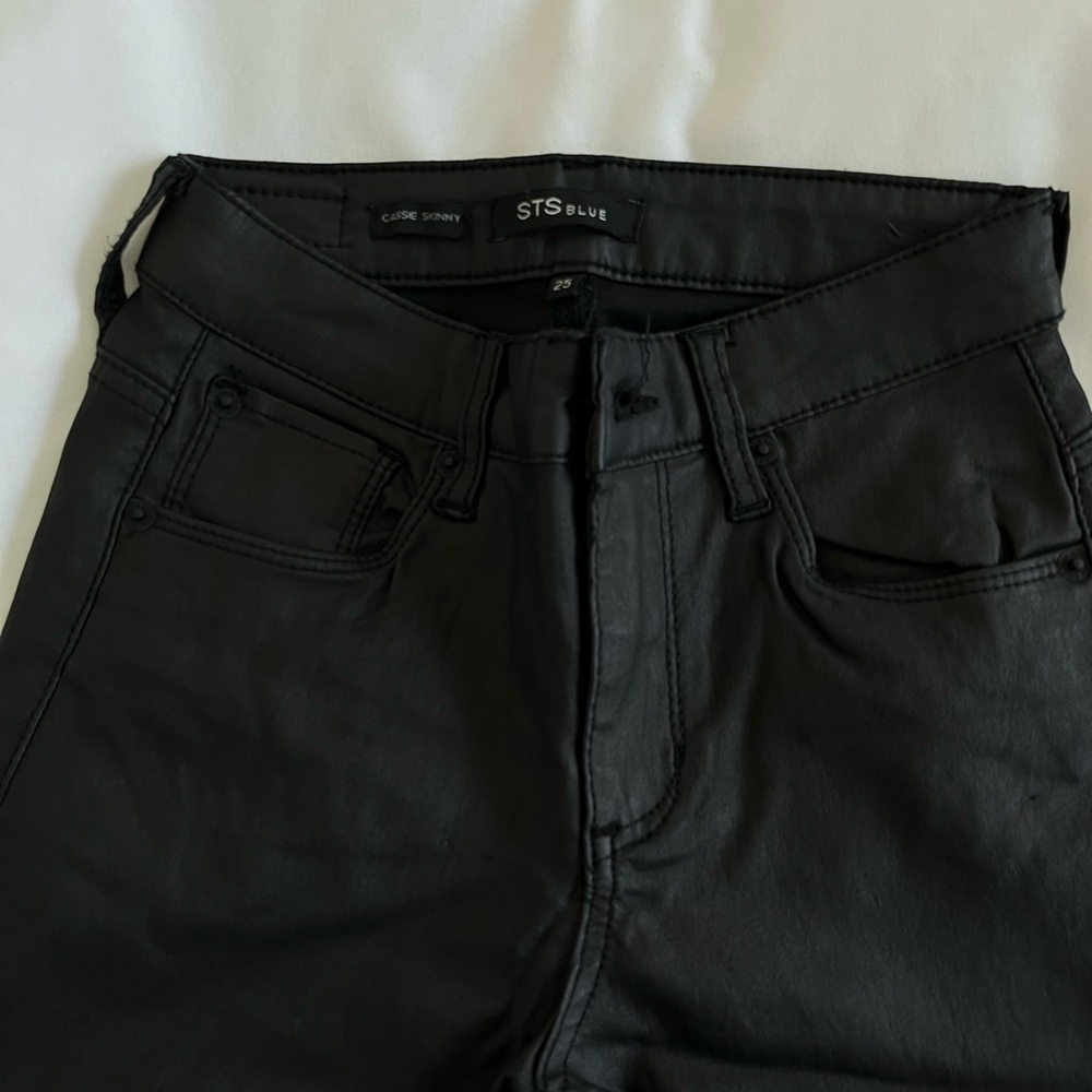 STS Blue women’s black Skinny Jeans Sleek Design